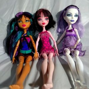 Monster High Dolls- Spectra, Draculaura, and Cleo